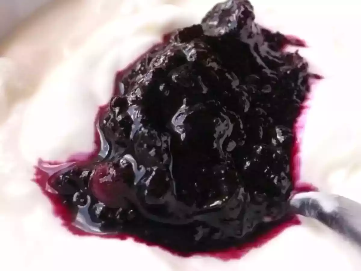 Confiture de myrtilles maison