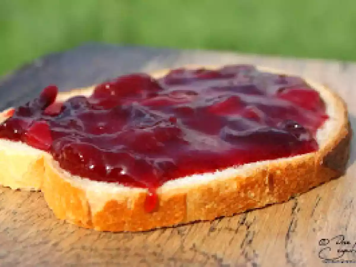 Confiture de prunes à l'amande - photo 3