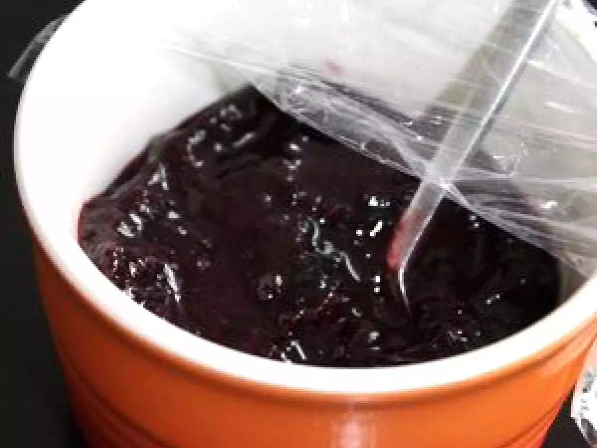 Confiture de rhubarbe et de mûres