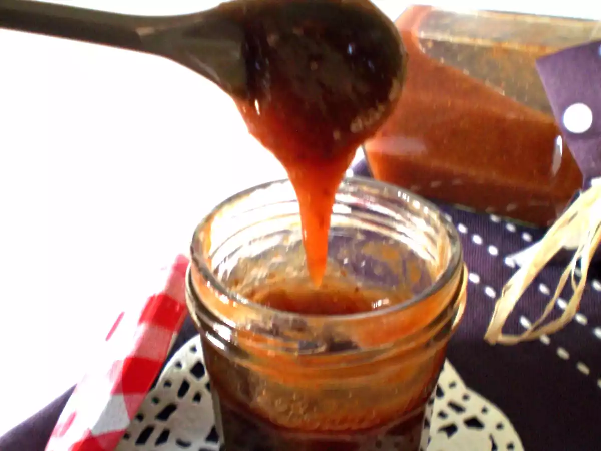 Confiture prunes, mirabelles et rhubarbes