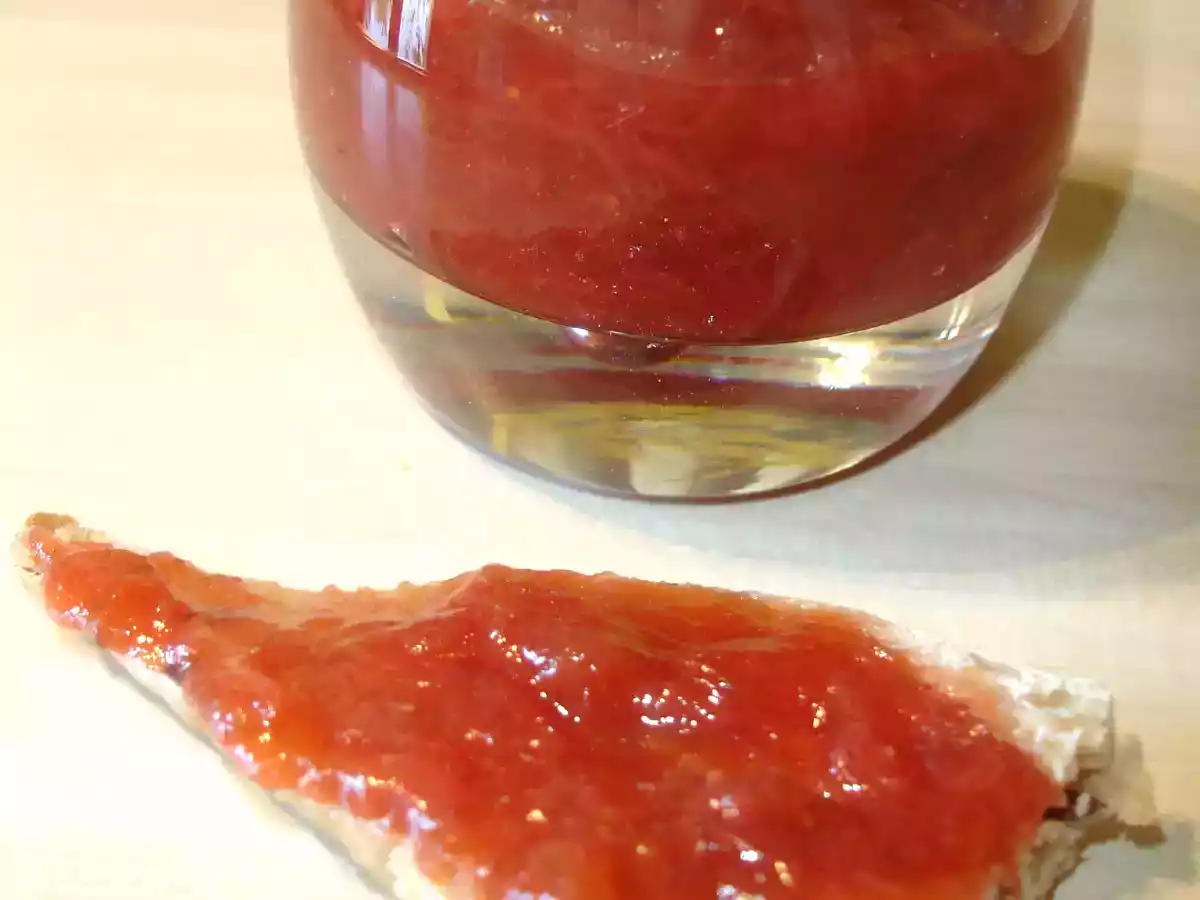 CONFITURE RHUBARBE-FRAISES AU MICRO-ONDES