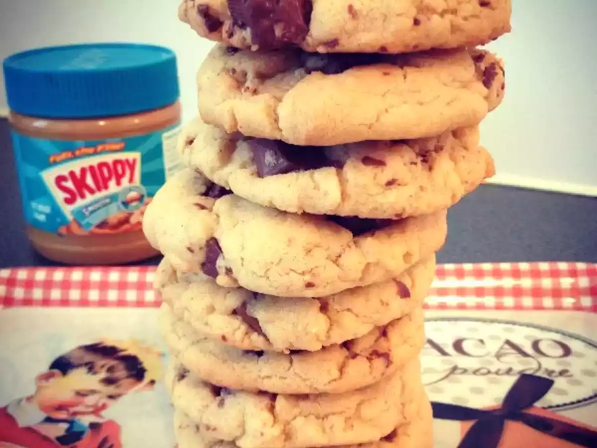 COOKIES AU BEURRE DE CACAHUÈTES ET PÉPITES DE CHOCOLAT