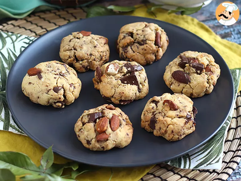 Cookies au chocolat, cacahuètes et amandes