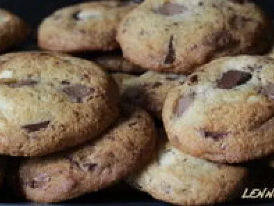 Cookies crousti-moelleux aux pépites de chocolat