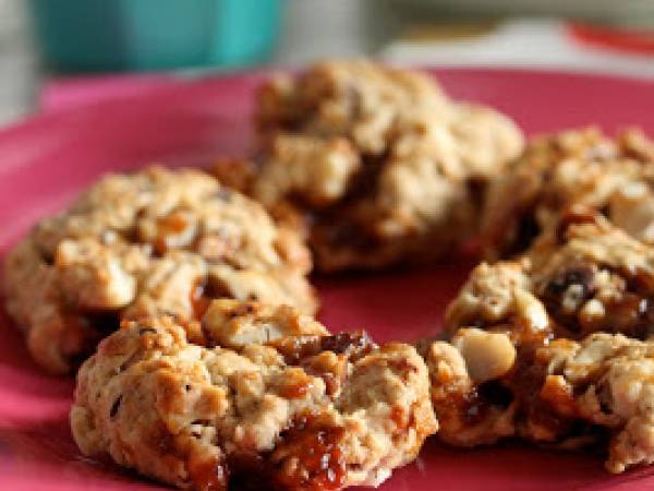 Cookies très moelleux aux noisettes à la confiture de lait