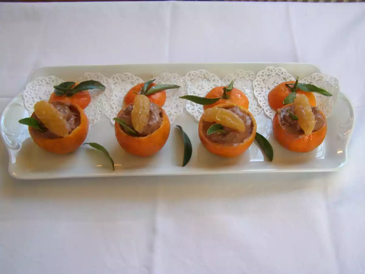 Coques de mandarines et mousse de chocolat