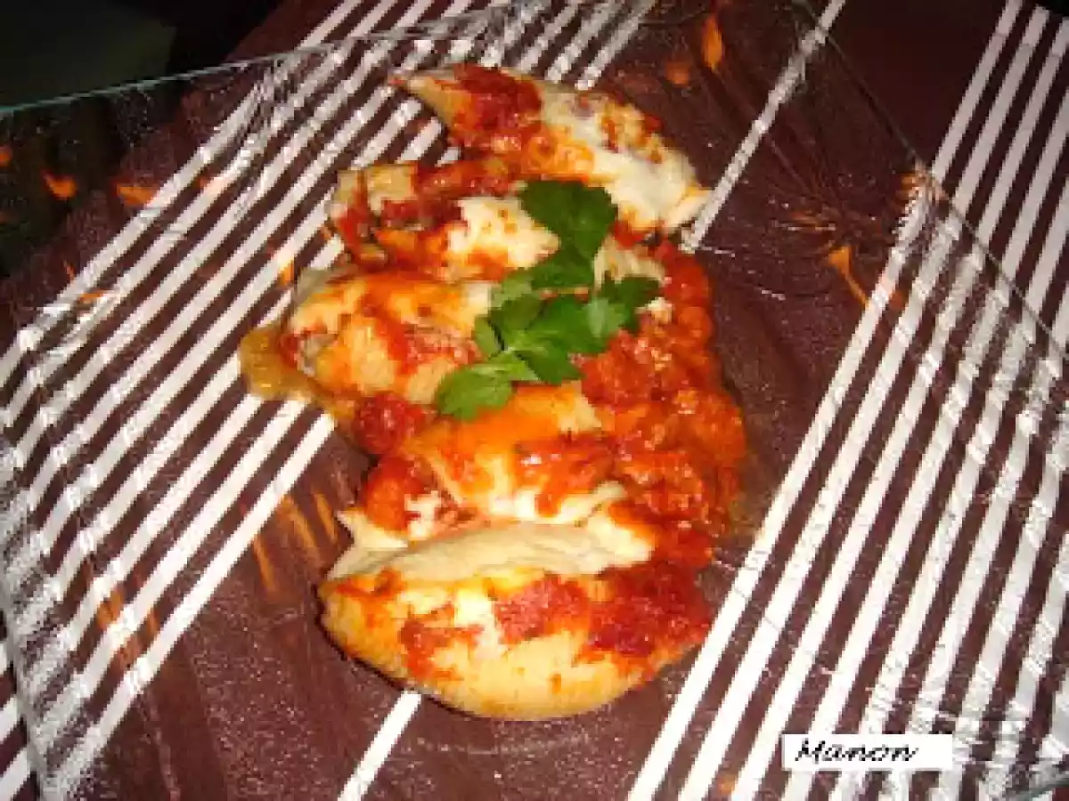 Coquilles farcies aux saucisses italiennes