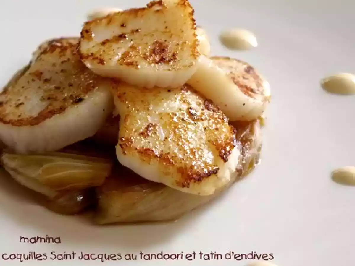 Coquilles Saint Jacques aux épices tandoori sur tatin d'endives