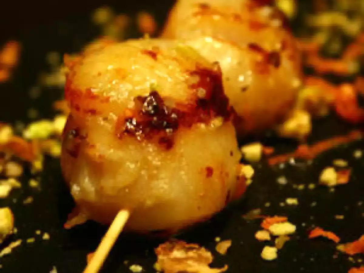 Coquilles Saint Jacques caramélisées à la clémentine et pistache