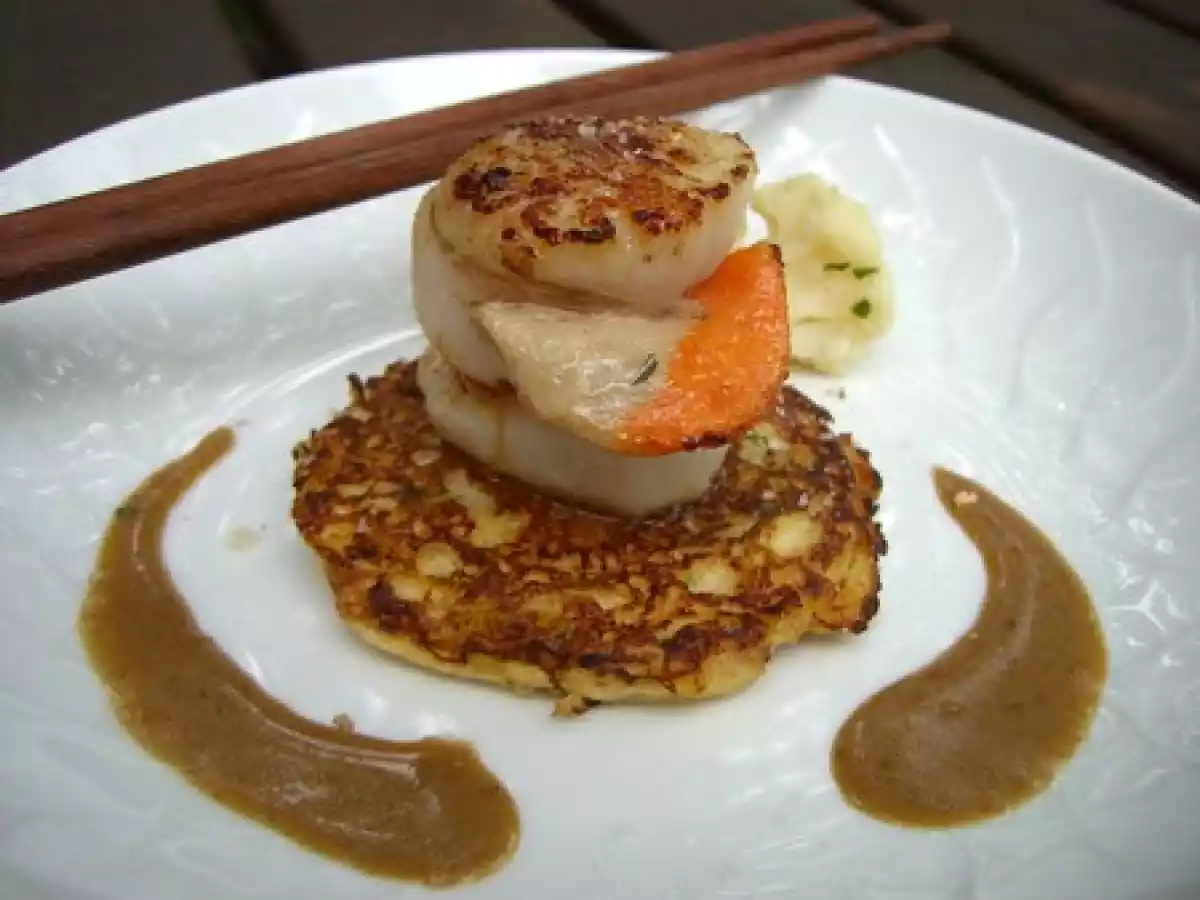 Coquilles st jacques et petite crêpe de courge spaghetti, sauce satay - photo 2