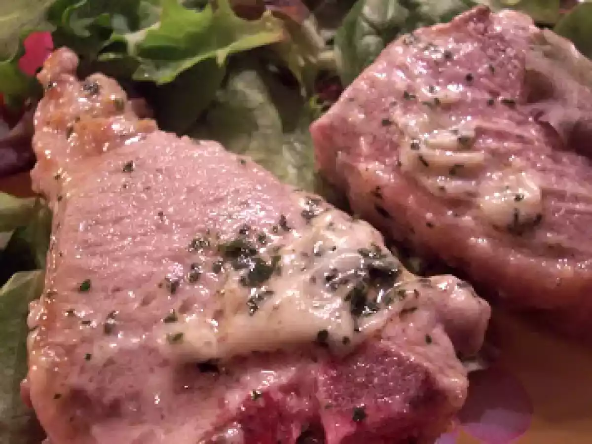 Côte d'agneau au parmesan et à la coriandre