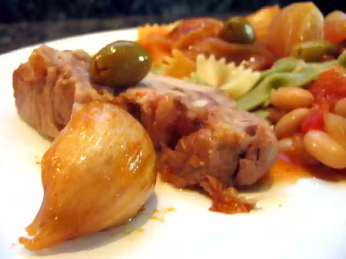 Côte de veau au jus d'ail et olives