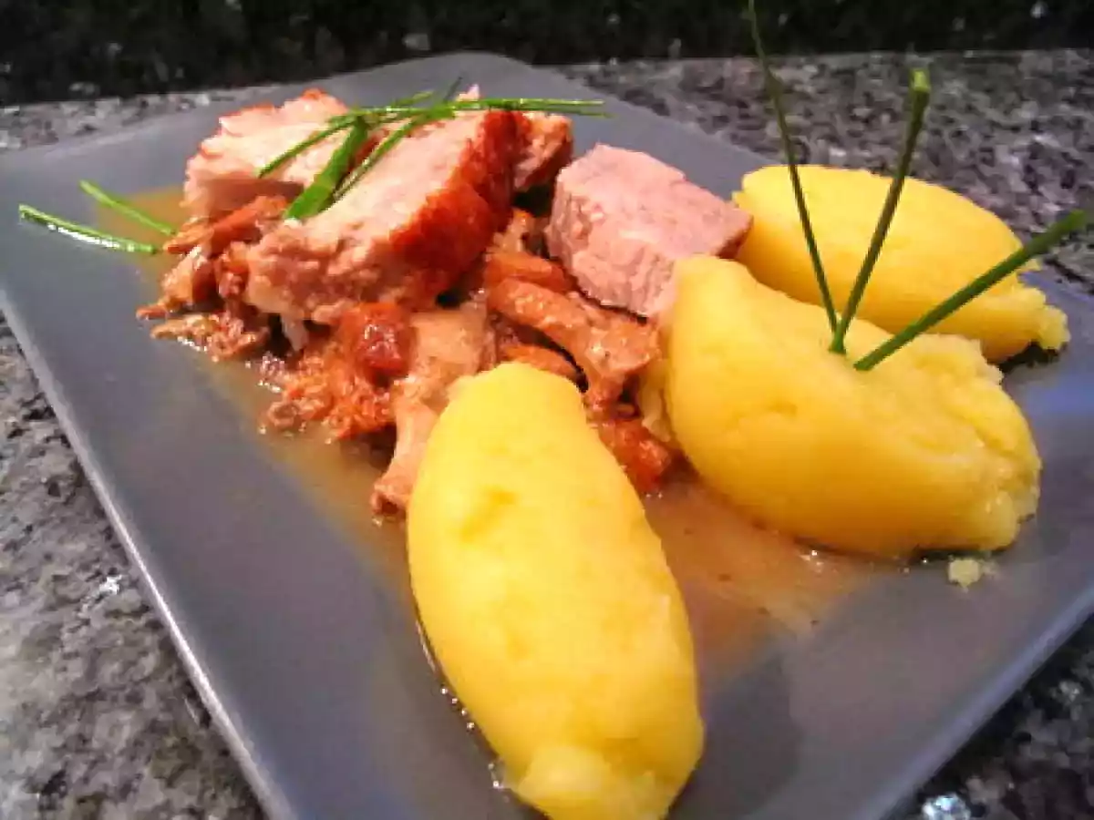 Côte de veau au jus tomaté, écrasée de pomme de terre à l'huile de truffe, .. - photo 2