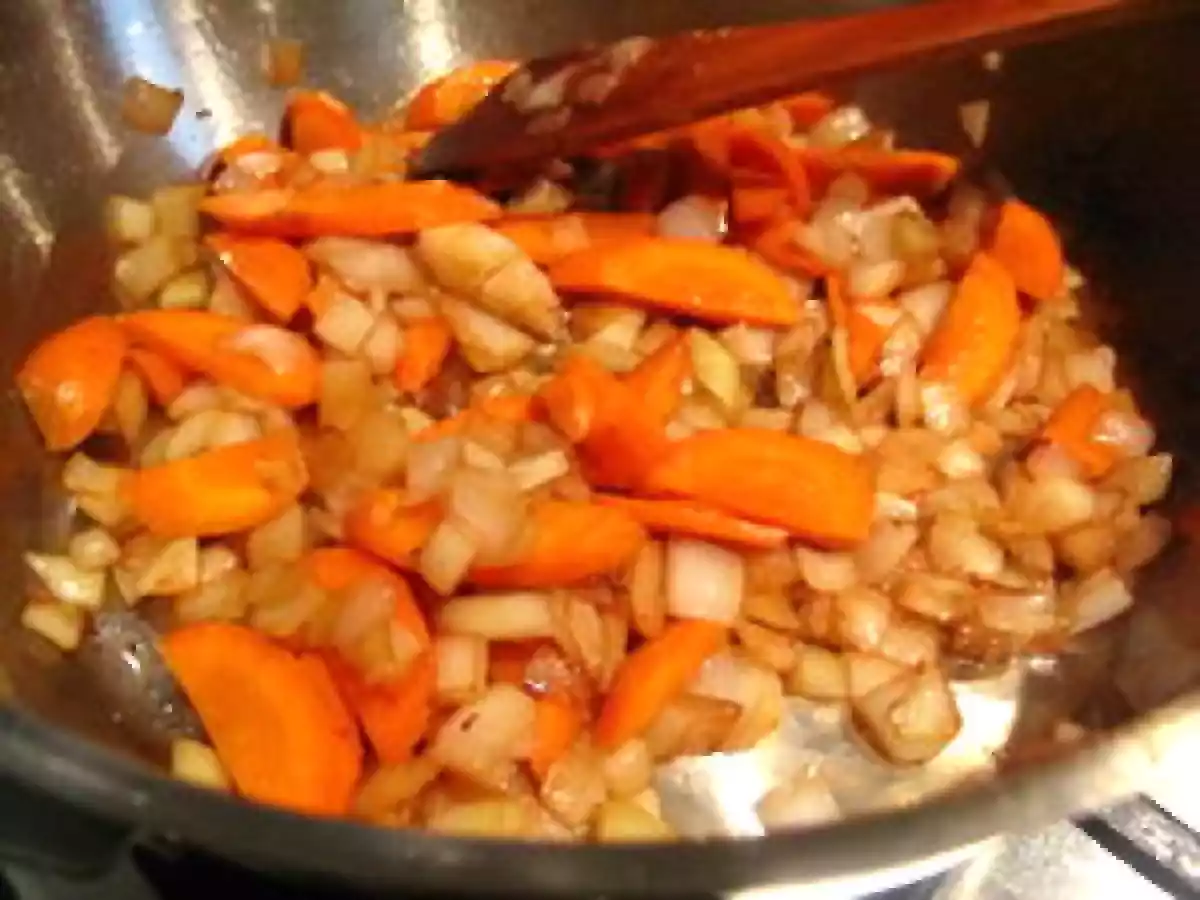 Côte de veau au jus tomaté, écrasée de pomme de terre à l'huile de truffe, .. - photo 5
