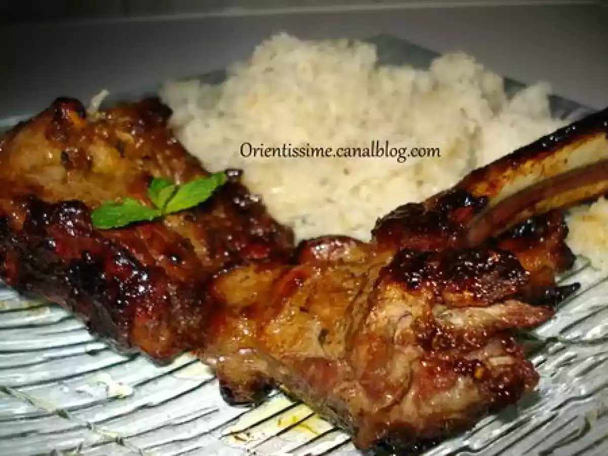 Cotelettes d'agneau à la menthe et miel