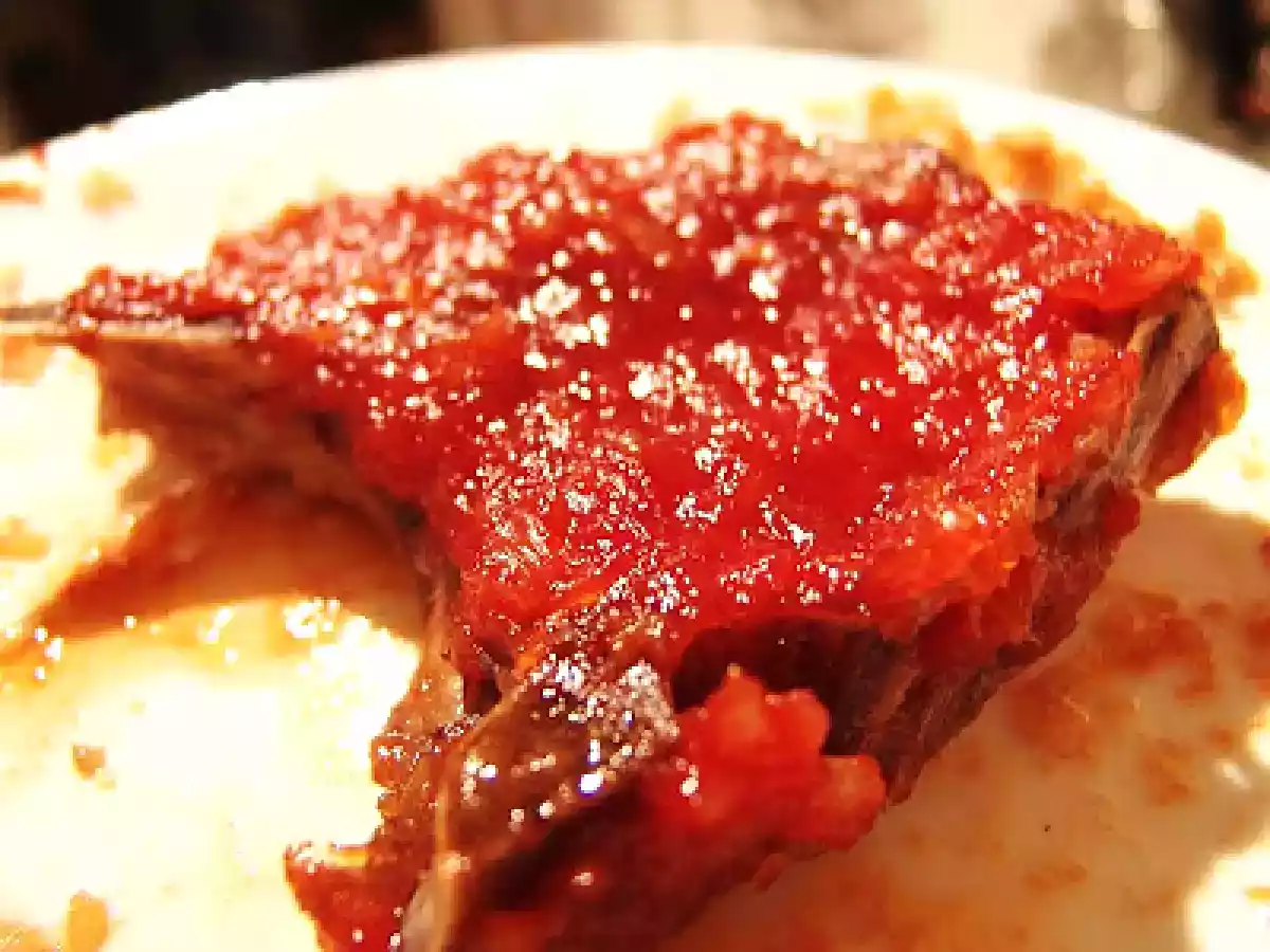 Côtelettes de porc au four avec sauce