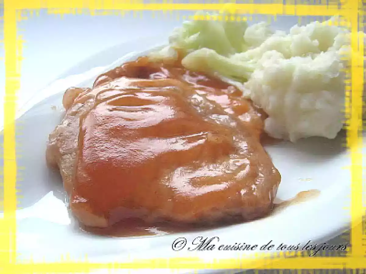 Côtelettes de porc au miel et à l'ail