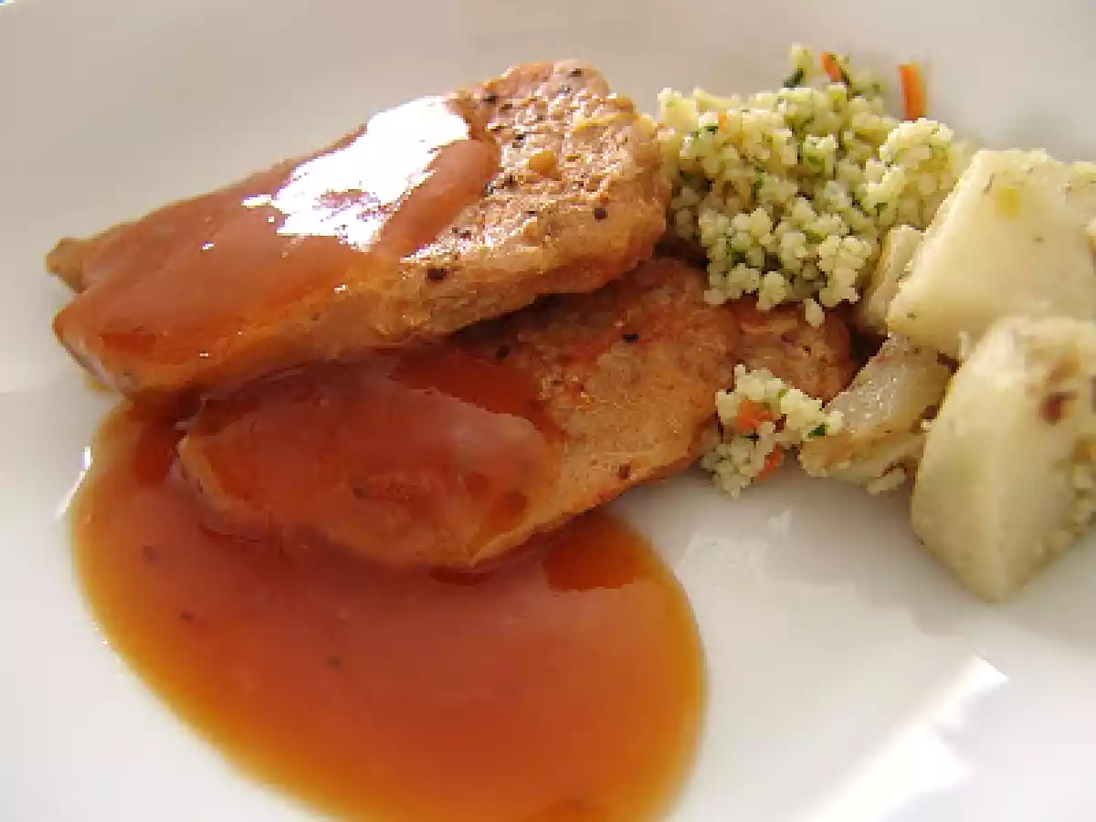 Côtelettes de porc sauce au miel, ail et à l'ananas - photo 2