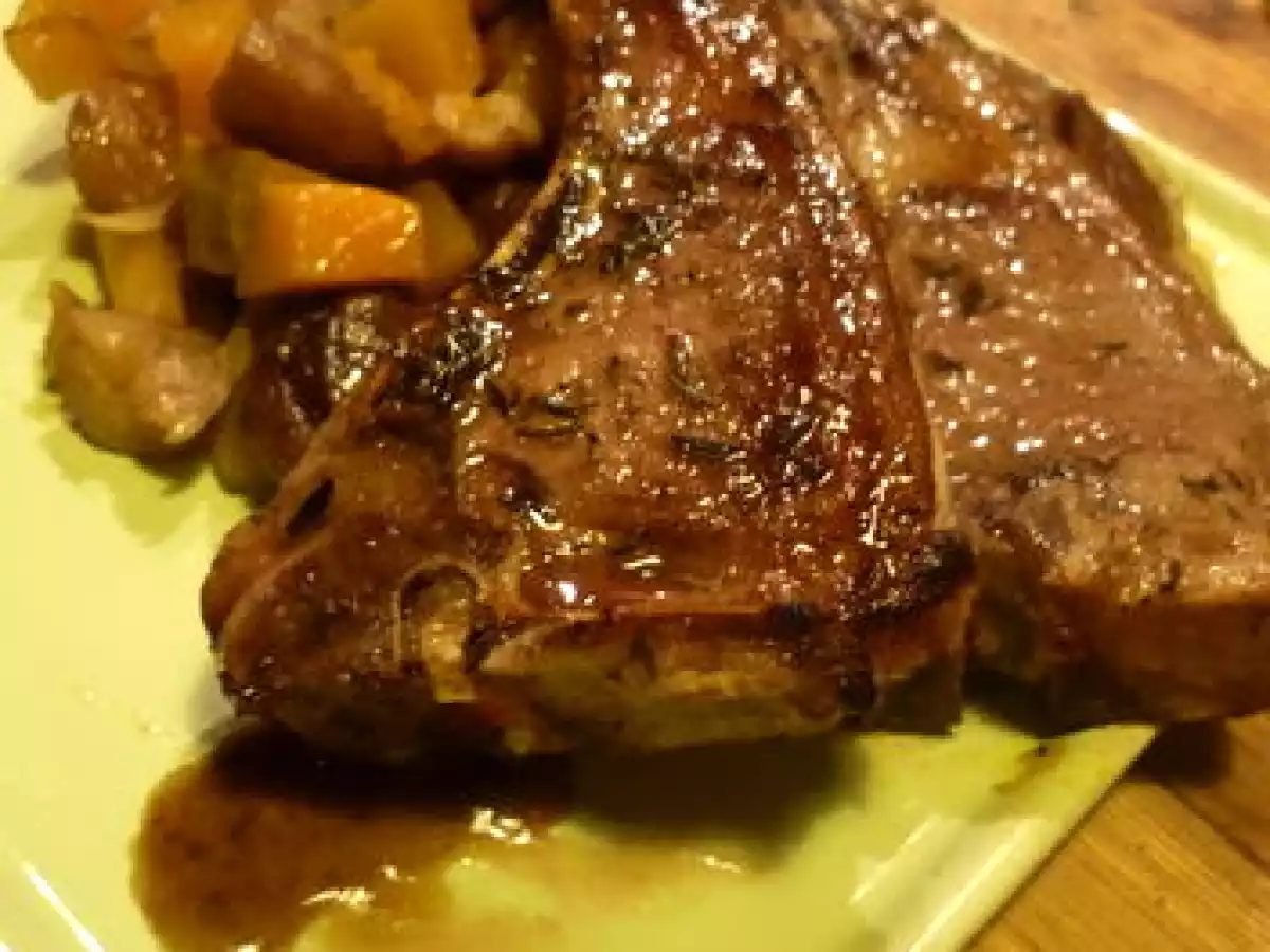 Côtes d'agneau au thym, vinaigre balsamique blanc et miel