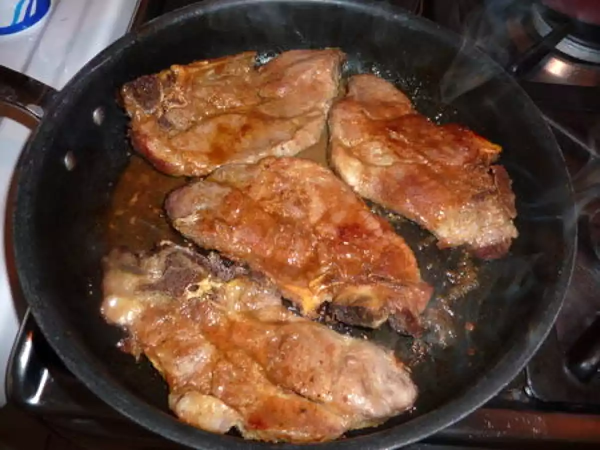 Côtes de porc au miel et au curry