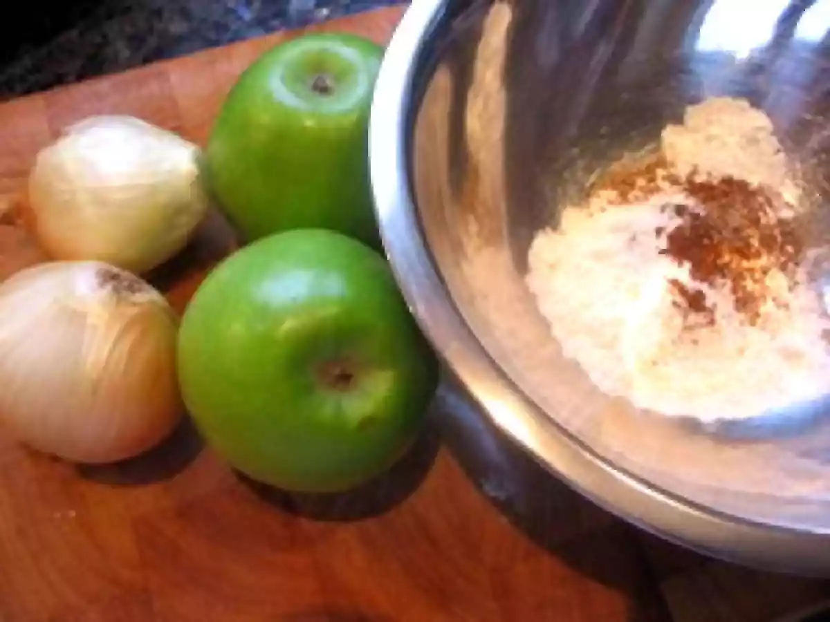 Côtes de porc aux pommes et au cidre en cocotte - photo 2