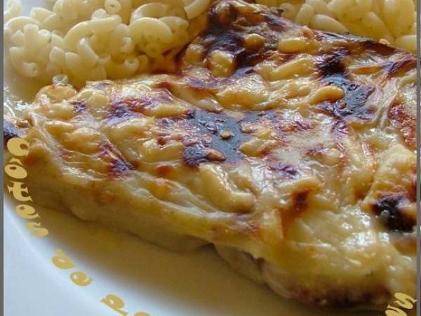 Côtes de porc gratinées... ou faut pas gâcher le reste de béchamel