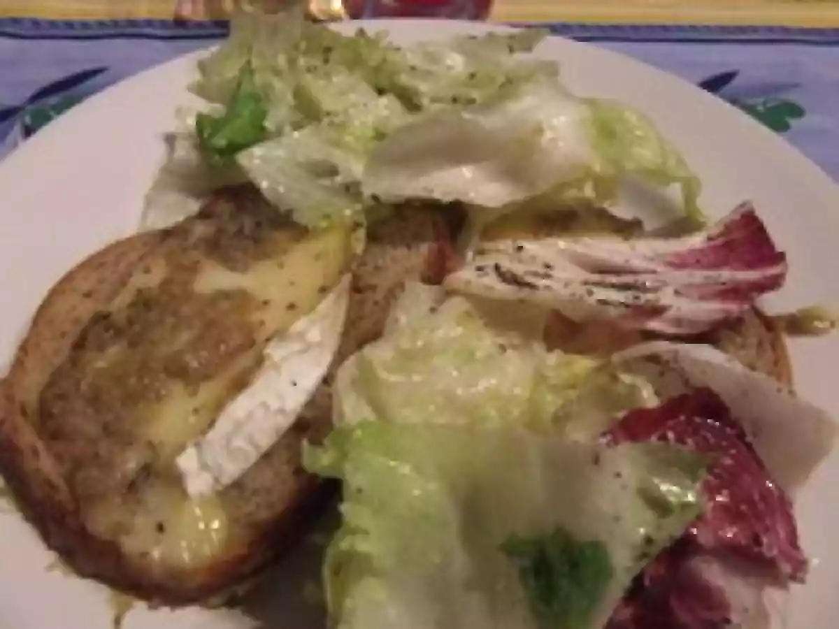 Coulommiers chaud aux noix