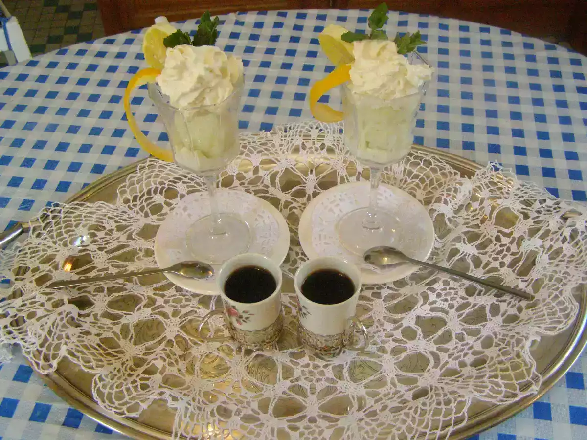 Coupe ‘Le colonel ‘sorbet citron, vodka