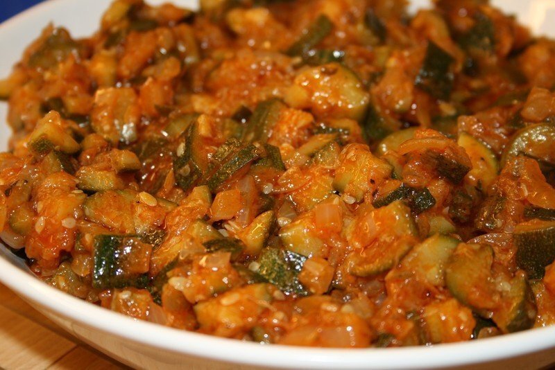 Courgettes à la tomate