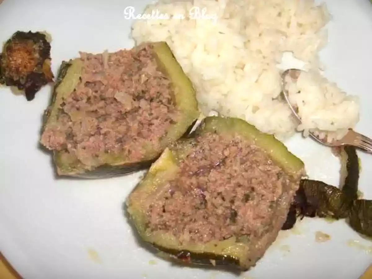 COURGETTES FARCIES A LA CHAIR A SAUCISSE - photo 2