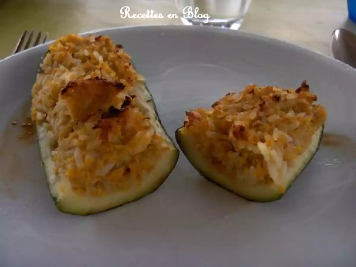 COURGETTES FARCIES AU RIZ ET CAROTTES CONFITES