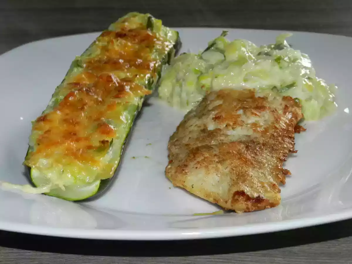Courgettes farcies aux blancs de poireaux crème