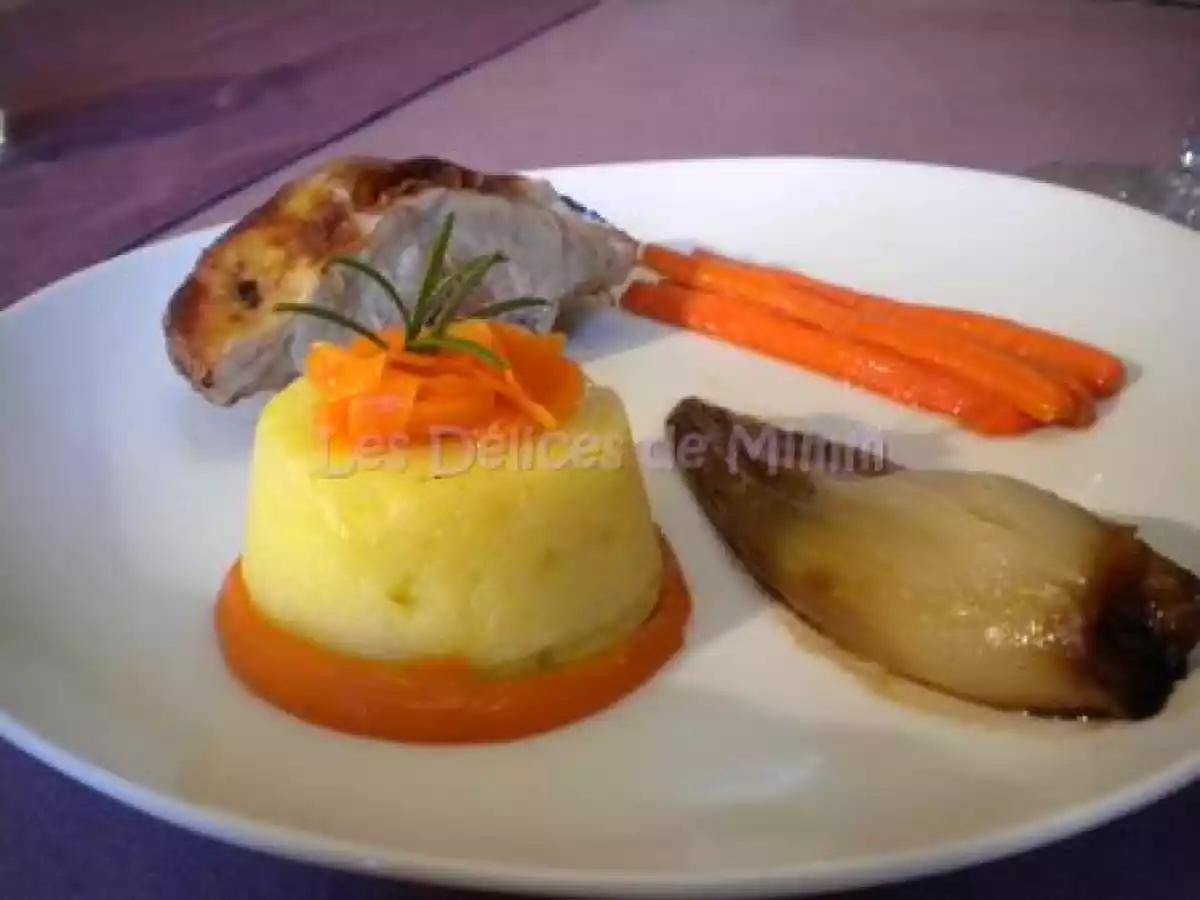 Couronne d'agneau de lait, pommes de terre et carottes glacées