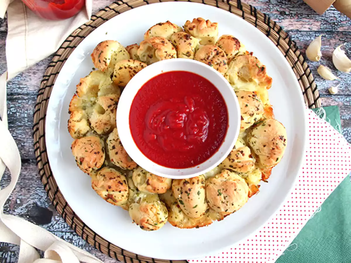 Couronne pizza garnie de mozzarella - photo 5