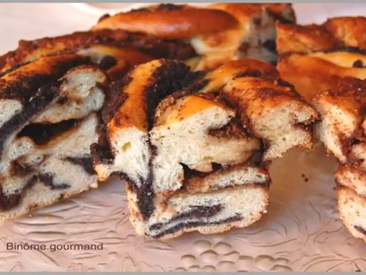 Couronne tressée aux noisettes et au pavot (brioche) - photo 5