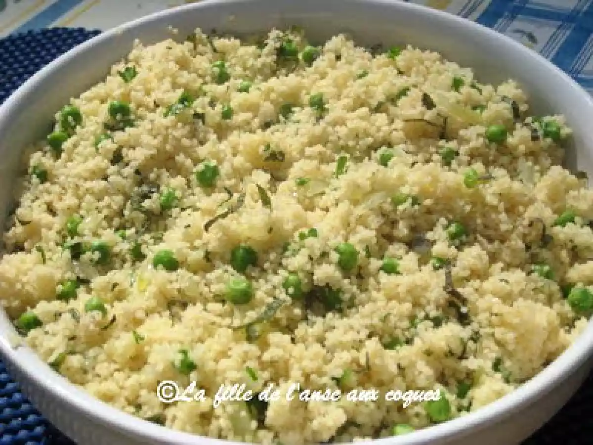COUSCOUS À LA MENTHE ET AUX PETITS POIS