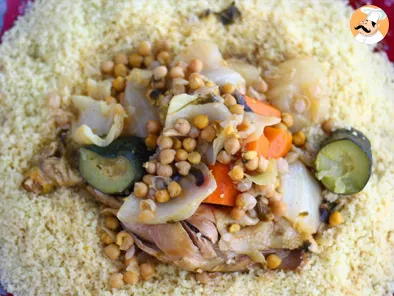 Couscous marocain traditionnel au poulet - photo 3