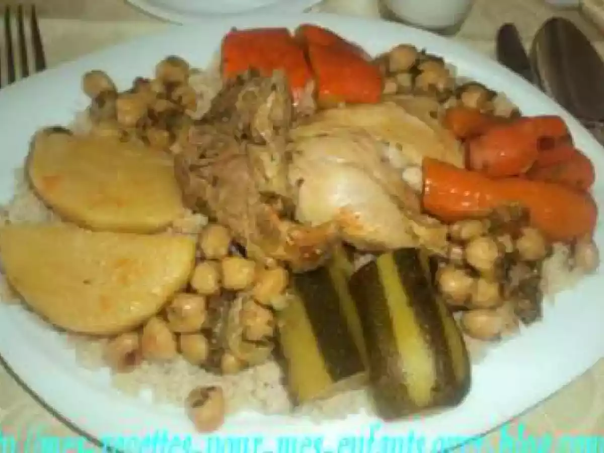 Couscous roulé à la main aux légumes et à l'huile d'argan - photo 2