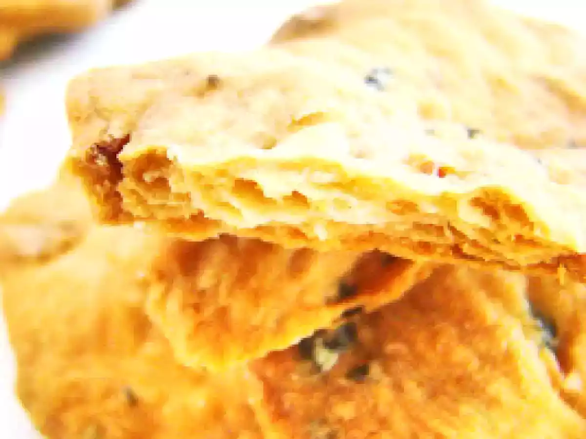 Crackers aux oignons rouges et coriandre..... mettons le rose au frais