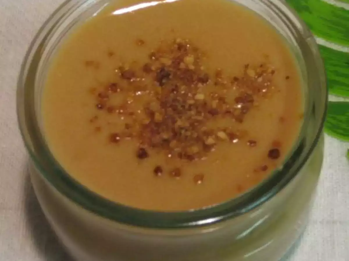 Crème au caramel au lait de soja, grains de pralin - photo 2