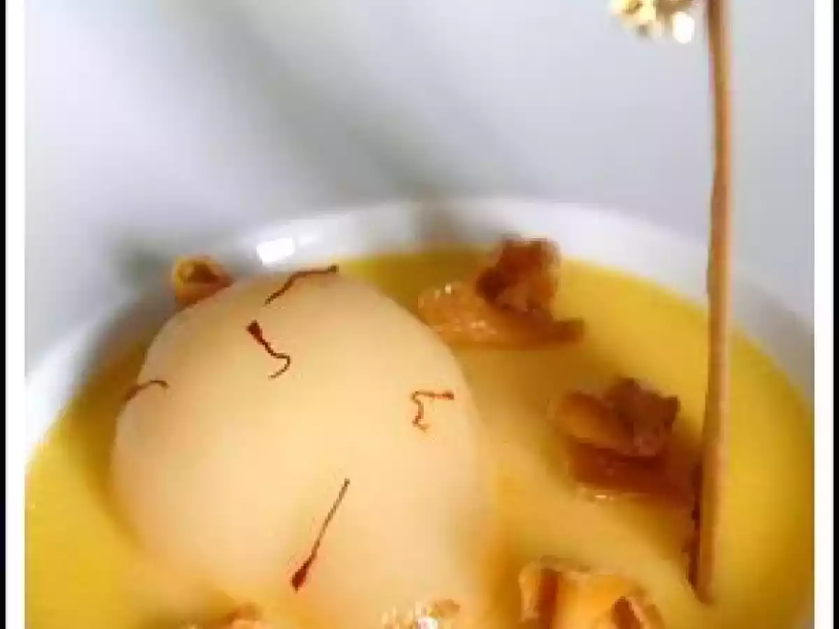 Crème au safran, poire pochée aux épices et tuile aux noix - photo 2