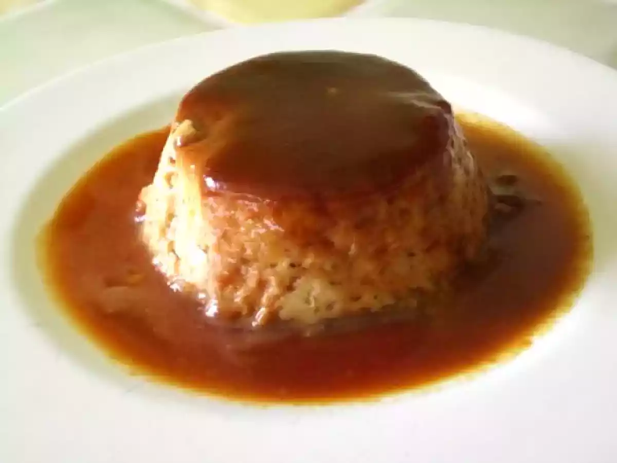 CREME AUX OEUFS SUR SON LIT DE CARAMEL AU BEURRE SALE