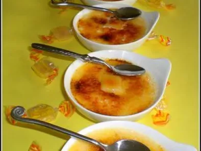 Crème brûlée à la bergamote et ses bonbons caramélisés