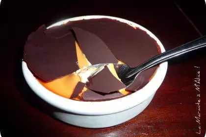 Crème brûlée craquante, caramel salé et chocolat