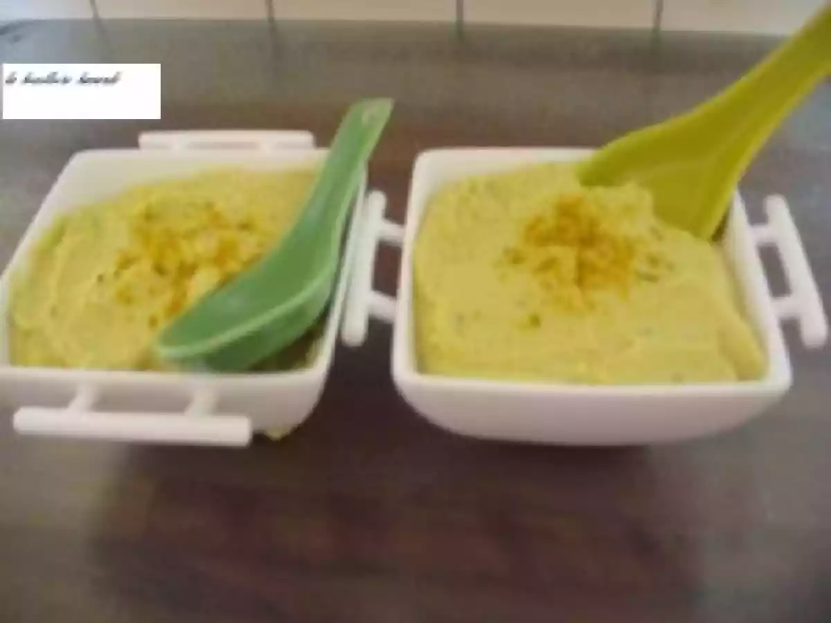 Crème d'artichaut au curry