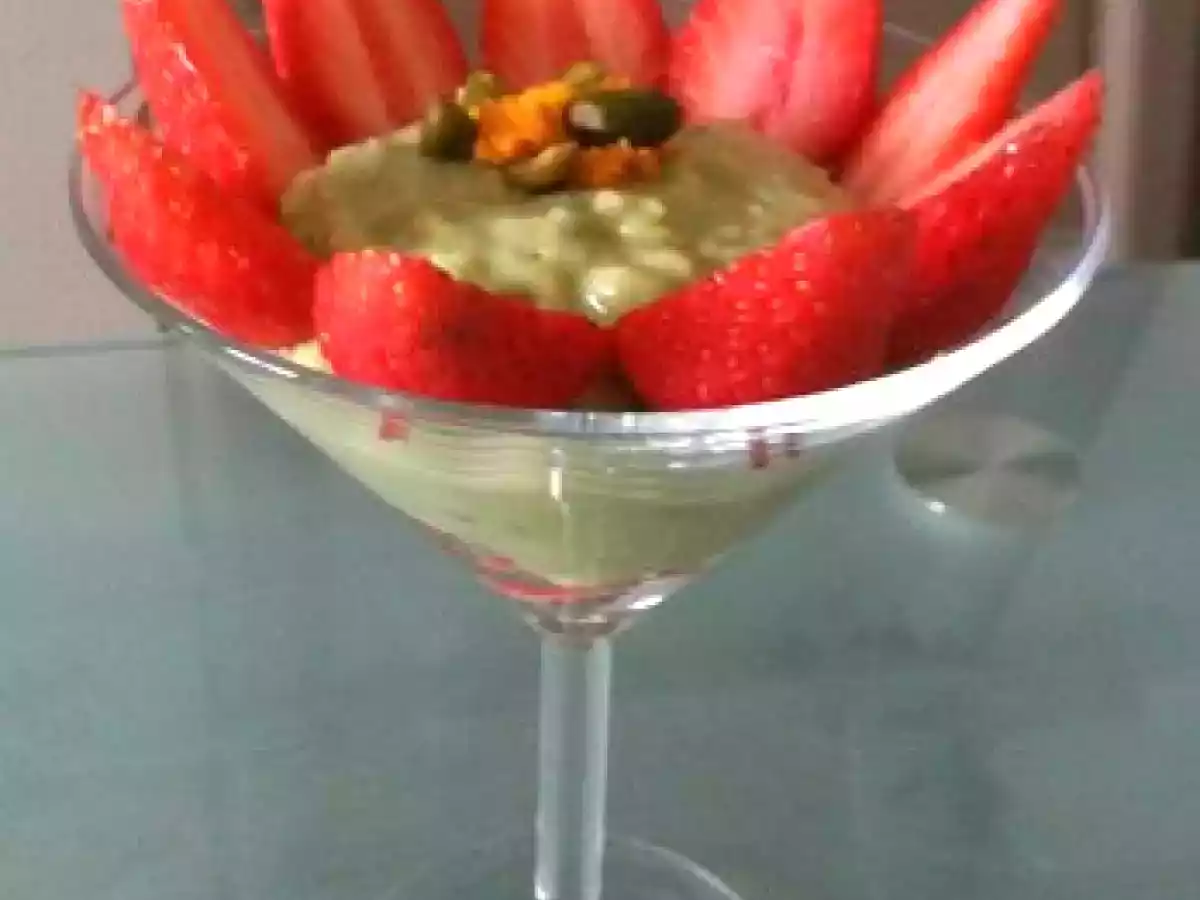 Crème d'avocat aux fraises (Brésil)