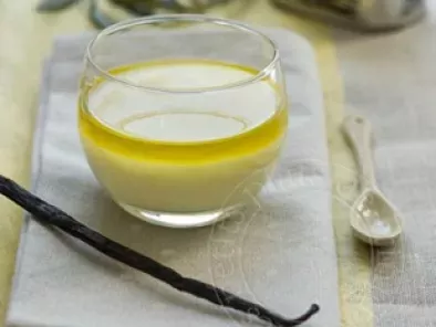 Crème de chocolat blanc vanillée, gelée d'huile d'olive