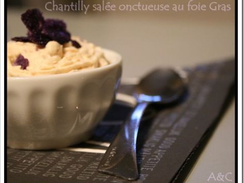 Crème de lentilles et sa chantilly au foie gras façon mini cappuccino