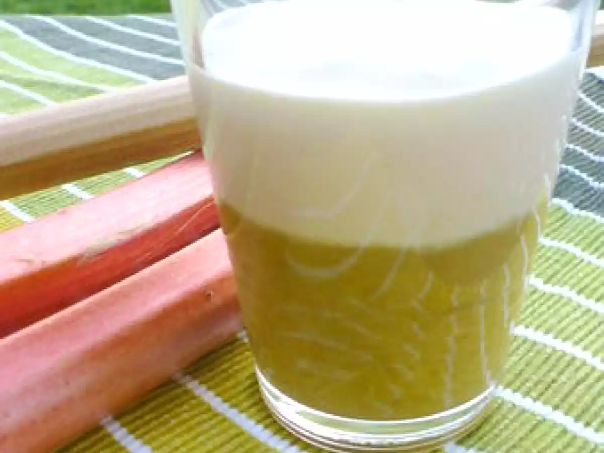 Crème de mascarpone à la compote de rhubarbe