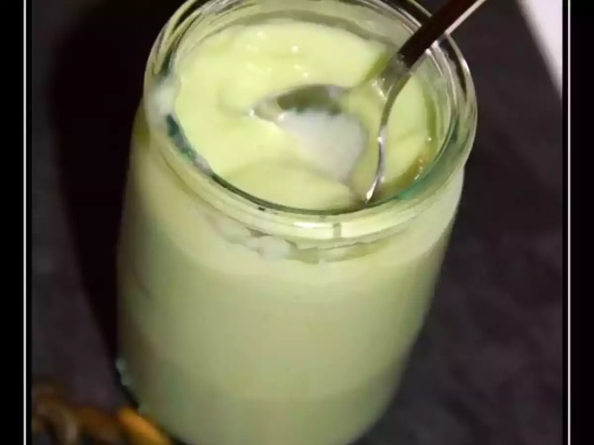 Crème façon danette à la pistache au micro-onde